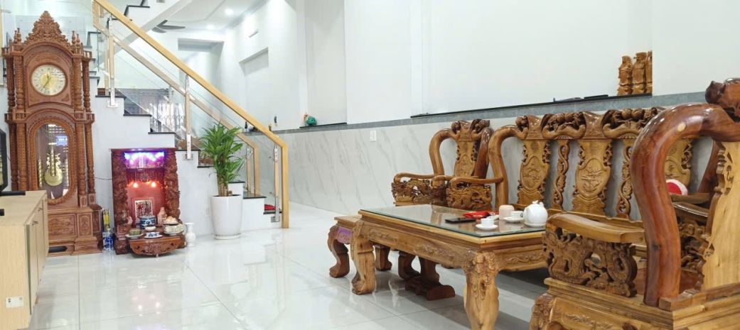 Nhà đẹp chính chủ - 1 trệt 1 lầu - thổ cư 100 địa chỉ 7045562