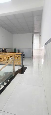 Nhà đẹp chính chủ - 1 trệt 1 lầu - thổ cư 100 địa chỉ 7045563