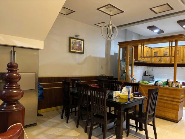 Bán nhà mt bạch đằng -ph nha trang  tân lập cũchú em cần 7045674