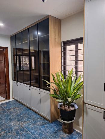 Chính chủ cho thuê nhà tầng 2  tầng 3  số 2 ngõ 8733 tân 7045926