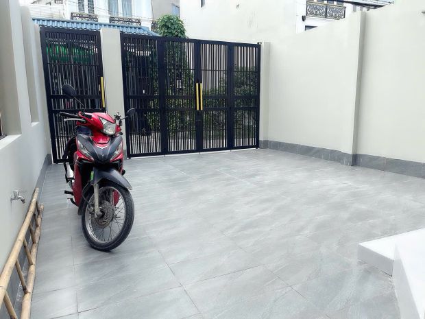 Nhà mặt tiền quận 9-thiết kế hiện đại-3 tầng đầy đủ tiện 7046107