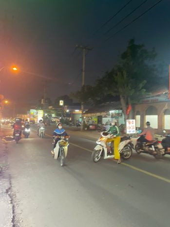 Ban nha măt tiên 8x40 m gia 17,5 ty đương ha huy 7047505