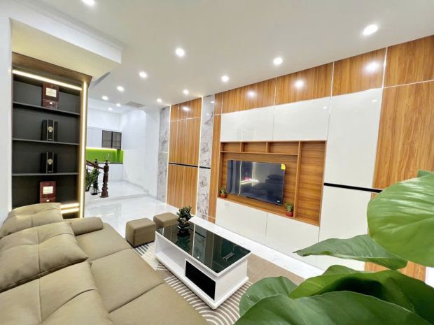 Chính chủ bánnhà đẹp  kv trần phú ngõ đẹp thông 7047666