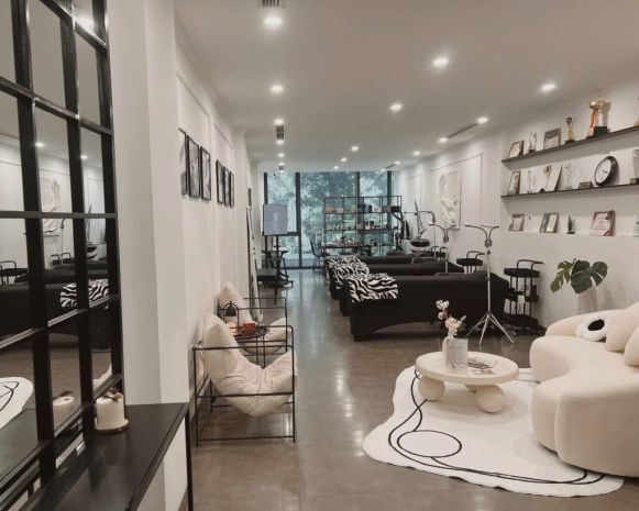 Mình đi nước ngoài nên sang nhượng studio phun xăm chill - 7048583