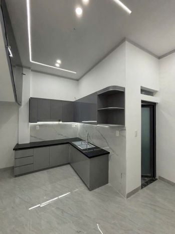 Bán nhà 2 tầng p.biên hòa,shr đường nhựa 2 xe hơi,gần tttm 7048617