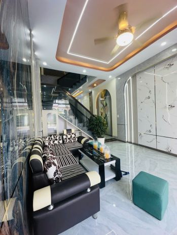 Bán nhà 3 tầng p.biên hòa,shr thổ cư,đường nhựa 2 ô tô,gần 7048644