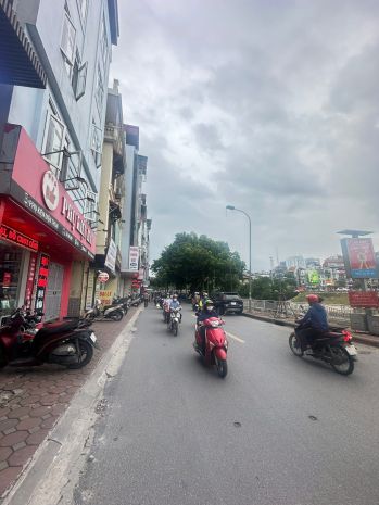 Thang máy bán nhà mặt phố giáp nhất 71mx8t thông sàn 2 7049170