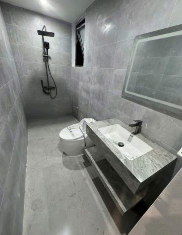 Cho thuê nhà, vỉa hè, thang máy, pccc, 96m2_ 5t, p. trích 7049927