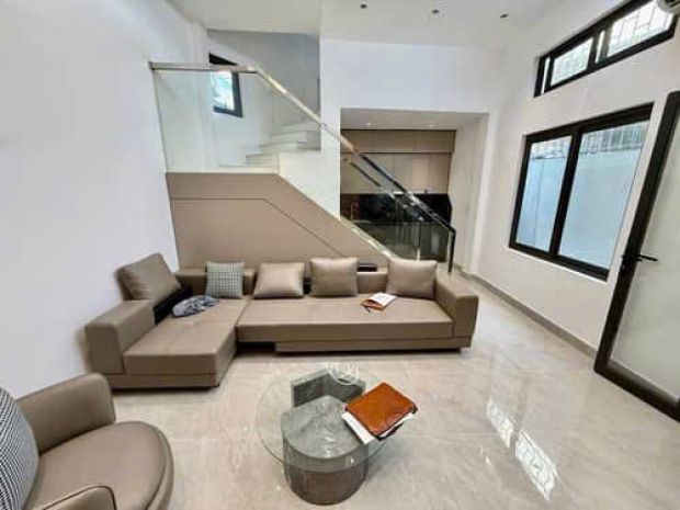 Bán nhà ngõ 343 đội cấn 40m 4 tầng mặt tiền 5 m tặng full 7050754