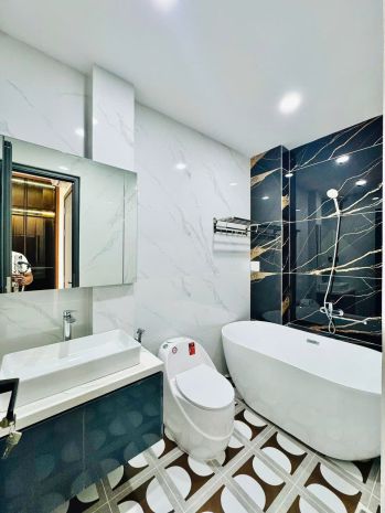 Bình tân  nhà mới 3 lầu sân thượng ngay sát aeon mall 7051010