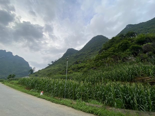 Bán đất mặt đường hà giang - gần các điểm checkin kinh 7051048