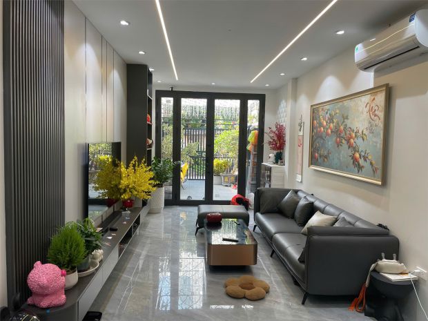 Chính chủ bán nhà tập thể lô góc đường đê la thành, p. thô 7052588