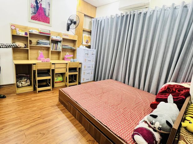 Nhà mặt phố trần đăng ninh, 40m2 7 tầng thang máy mt 7052857