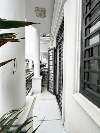 Nhà đẹp -nội thất đẹp - vị trí đẹp - hẻm oto ngay trung tâm 7053040