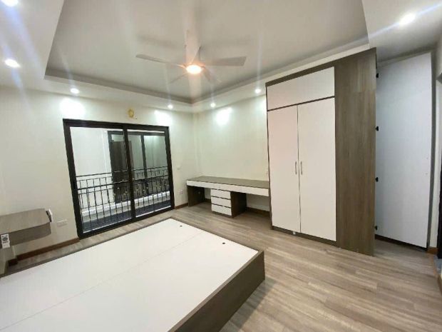 Bán nhà bồ đề long biên,oto,thang máy,full nội thất 42m 7054090