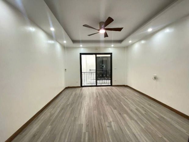 Bán nhà bồ đề long biên,oto,thang máy,full nội thất 42m 7054092