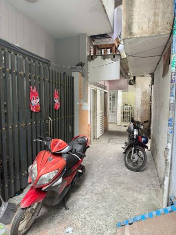 Nhà 2 tầng hẻm dương bá trạc ngay chợ rạch ông p.chánh 7055247