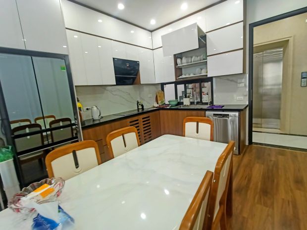 Bán nhà ngã tư sở 45m2 6 tầng thang máy,nhà mới 7056057