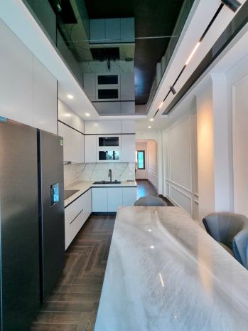 Bán nhà hào nam, 7 tầng, thang máy, gần mặt phố, giá: 13.65 7056309