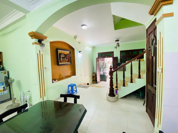 Bán căn 65m-3 tầng hơn 22 tỷ ở trung tâm - lô góc - ngõ 7056660