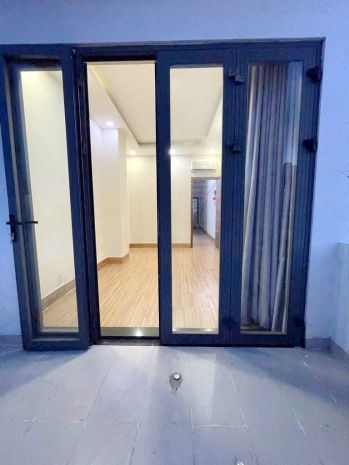 Nhà mặt tiền hưng phú p8q8 chỉ 2p qua q5, quận 1 7058389