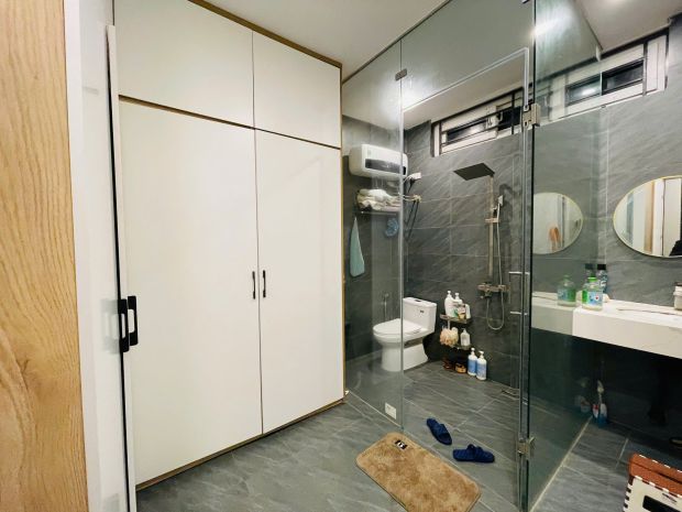 Bán nhà  giá chỉ 8.6 tỷ  ngõ thông  gần ngã tư sở  ba 7059459