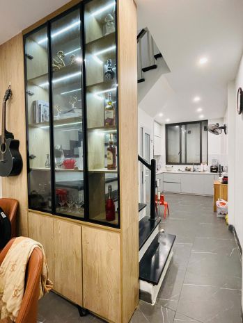 Bán nhà  giá chỉ 8.6 tỷ  ngõ thông  gần ngã tư sở  ba 7059460