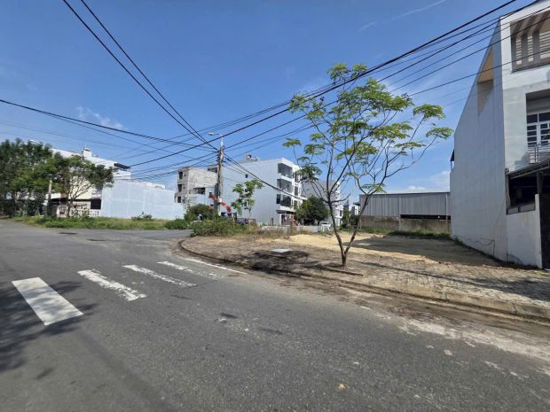 Bán đất đường nguyễn cơ thạch - khu phố sơn thuỷ. lh 7060789