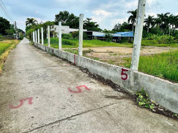 Cần bán 4 nền liền kề gồm 222mv đất vườn có sẵn 150mv thổ 7063408