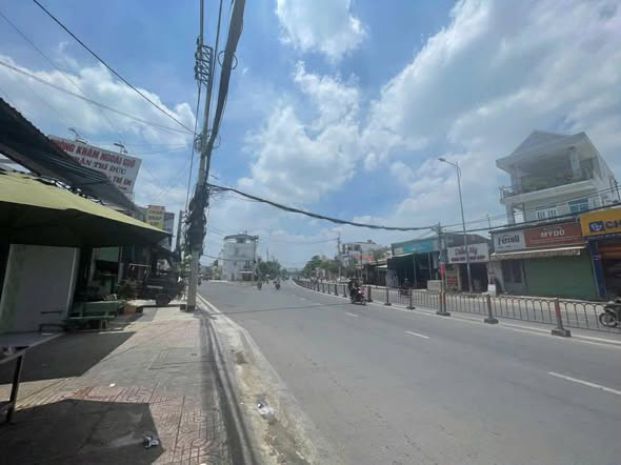 Ban nha măt tiên 4,3x33m gia 11,79 ty đương tô ky 7064525