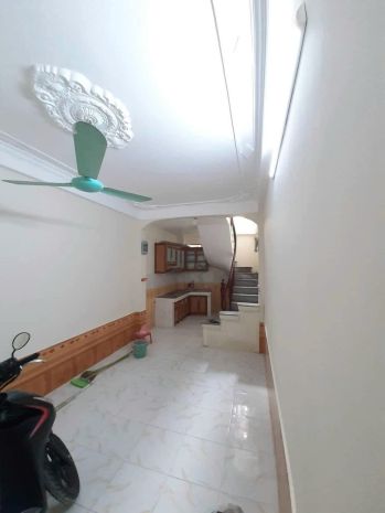 Cho thuê nhà nguyên căn ngõ 113 nguyễn chính, 40m²  4 7064983