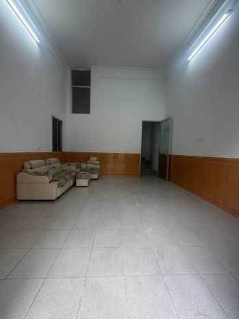 Cho thuê nhà riêng 42m²  3 tầng tại hoàng hoa thám 2 ngủ, 7065290