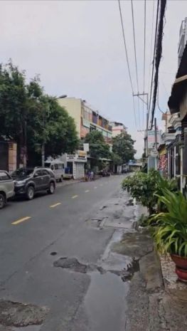 Bán gấp nhà xưởng siêu đẹp đông hưng thuận 17, q12  dt 7065619