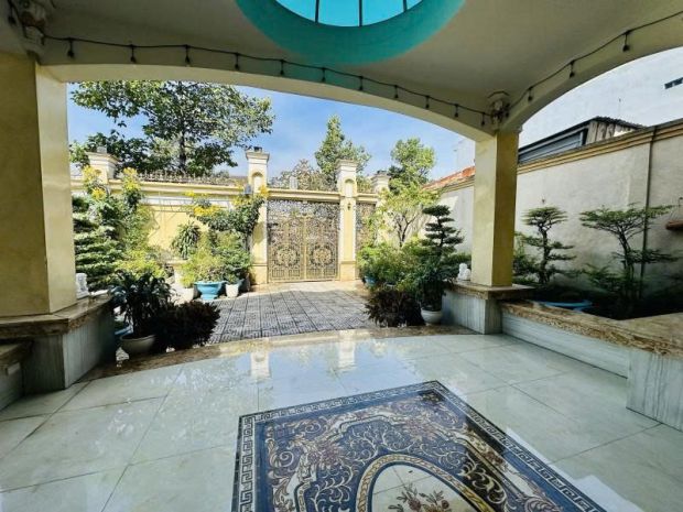 Bán biệt thự sân vườn mặt tiền giá rẻ dĩ an - bình dương 7066186