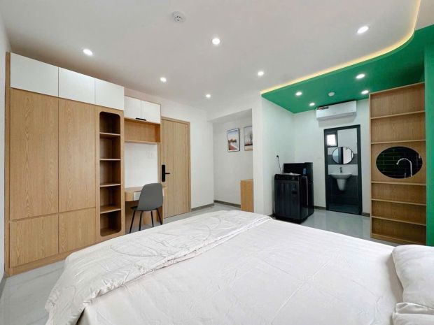 Quận 1 - tôn thất tùng -  chdv 5 tầng - thang máy - 13 7068610