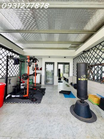 Phẩm xe hơi ngủ thang máy xịn xò trong nhà phân khúc  tren 7069577