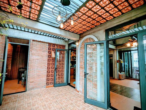 Biệt thự hiện đại  kiến trúc sư thiết kế  thang máy  sân 7071147