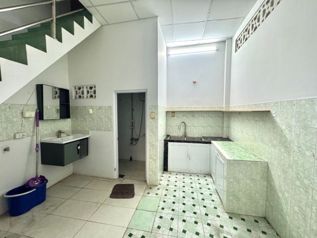 Đường 32 p2 quận 11 - 32m2 - 2 tầng đúc - gần mặt tiền - 7071733