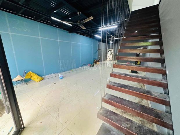 Cho thuê nhà mặt tiền 2 tầng đường võ chí công hoà xuân 7071740