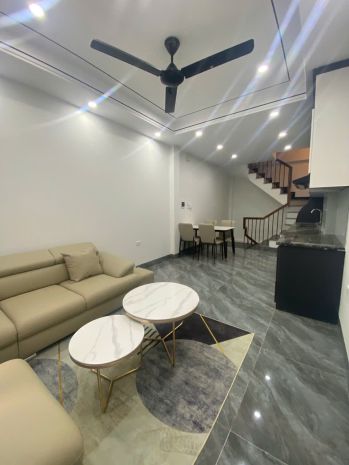 Bán nhà mới nguyễn văn linh  long biên 7072759