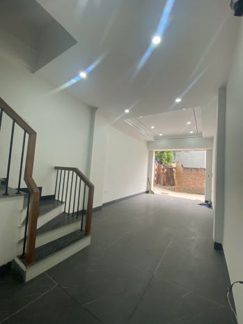 Bán nhà mới nguyễn văn linh  long biên 7072761