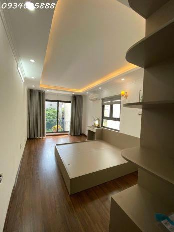 Bán nhà cự khối  43m² xd 34m²  5 tầng  giá 6.75 tỷ 7072920