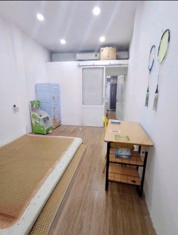 Chủ cần bán nhanh căn nhà tttp 2 tầng hẻm yết kiêu 7073932