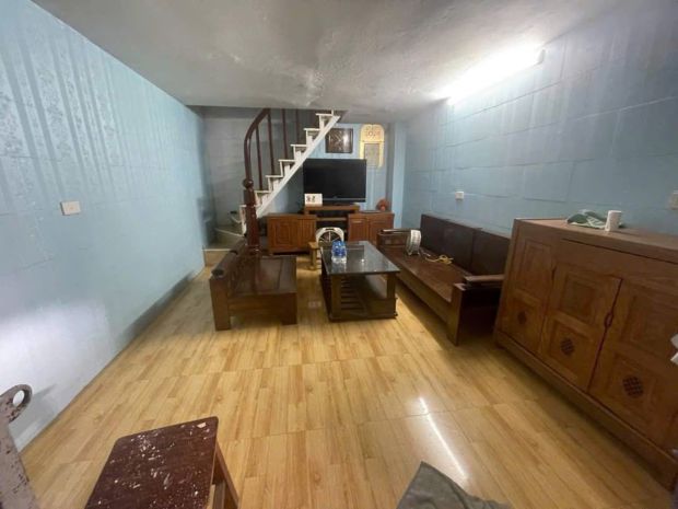 Cho thuê nhà nguyên căn ngõ 94 tân mai, 22m² x 5 tầng, 2 7074261