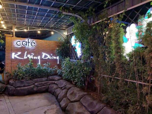 Sang gấp quán cà phê  mặt tiền khu dân cư đông đúc, diên 7075683