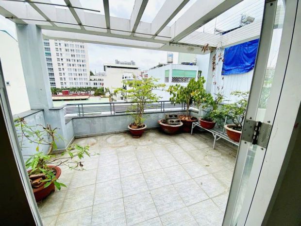 Bán nhà nguyễn trãi  hẻm xe hơi đỗ cửa  khu dân trí cao 7075747