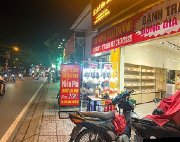 Sang nhượng mặt bằng đẹp, đã đầu tư rất tâm huyết - chỉ vào 7076944