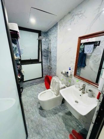 Bán nhà riêng phố khương đình 40m*6 tầng giá 9.5 tỷ 7077315