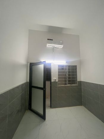 Cho thuê phòng trọ tân sơn nhì  vị trí đẹp đối diện đh 7078419