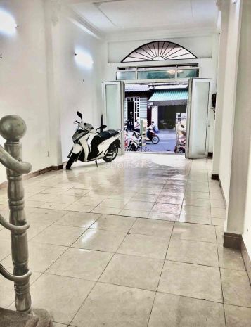 Cho thuê nhà mặt tiền phạm văn xảo 80m2, 2lầu - gần chung cư 7078745